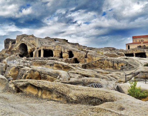 Уплисцихе, древний пещерный город